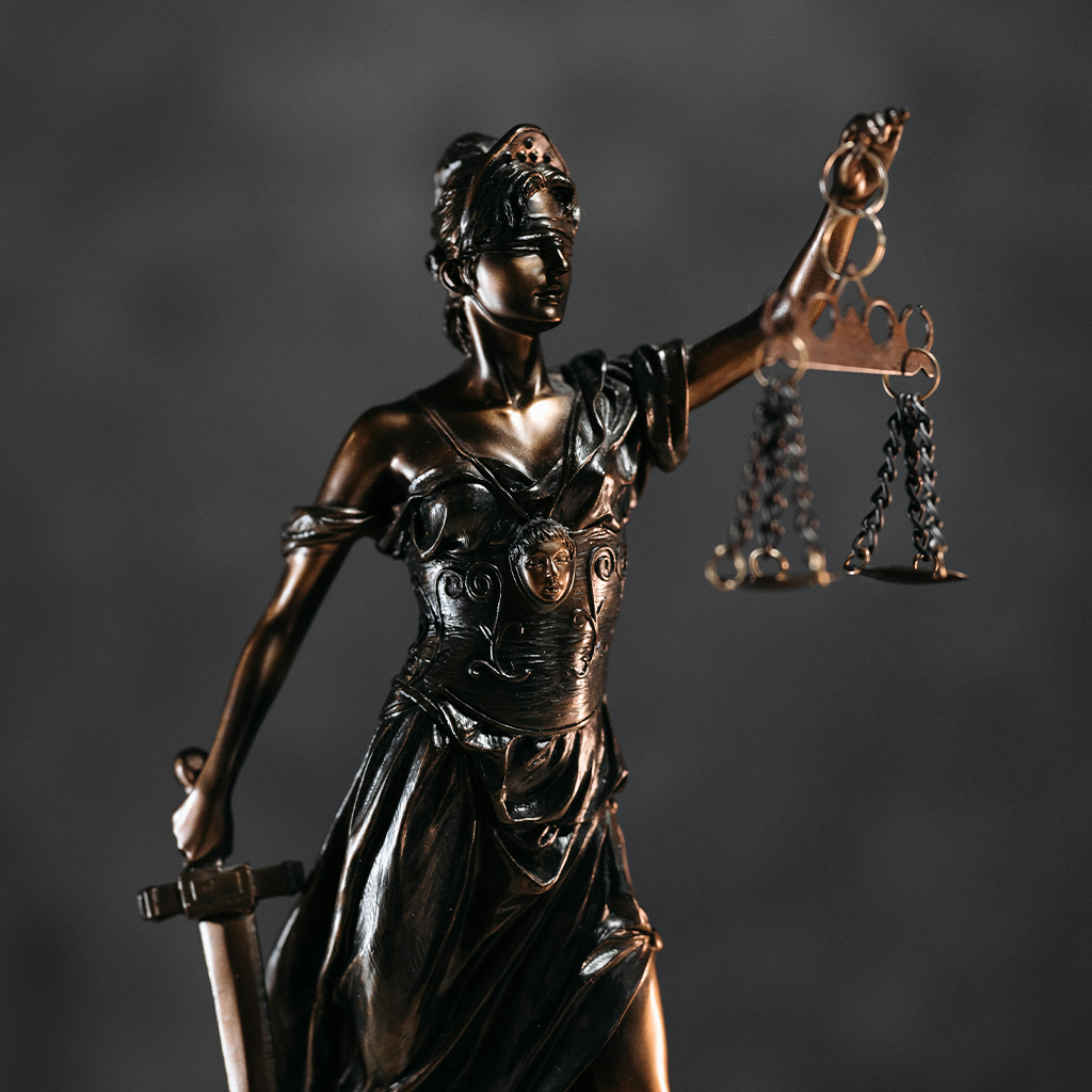 law statue